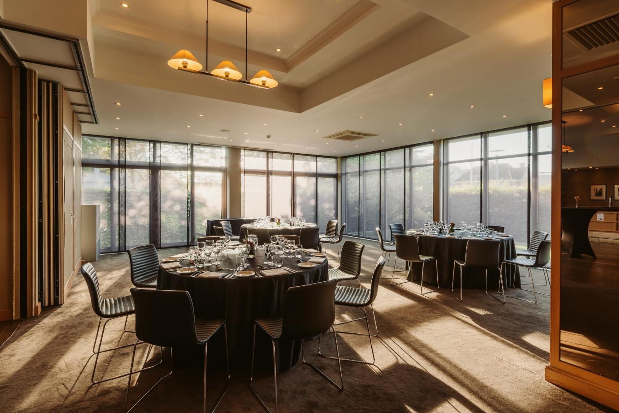 Serwir Hotel 4*