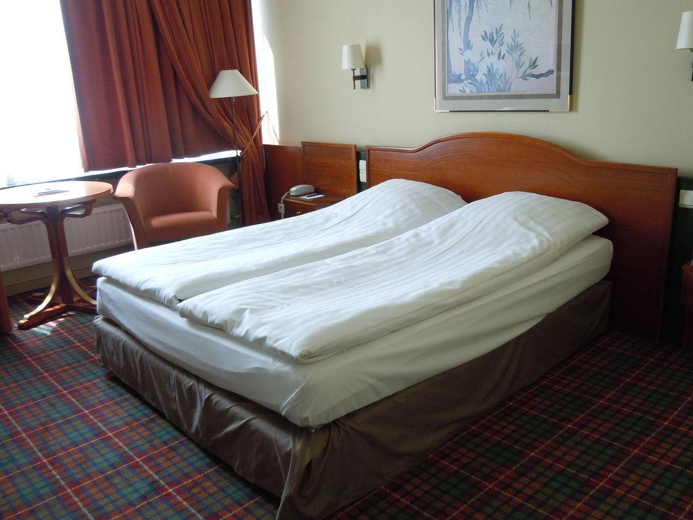 Serwir Hotel