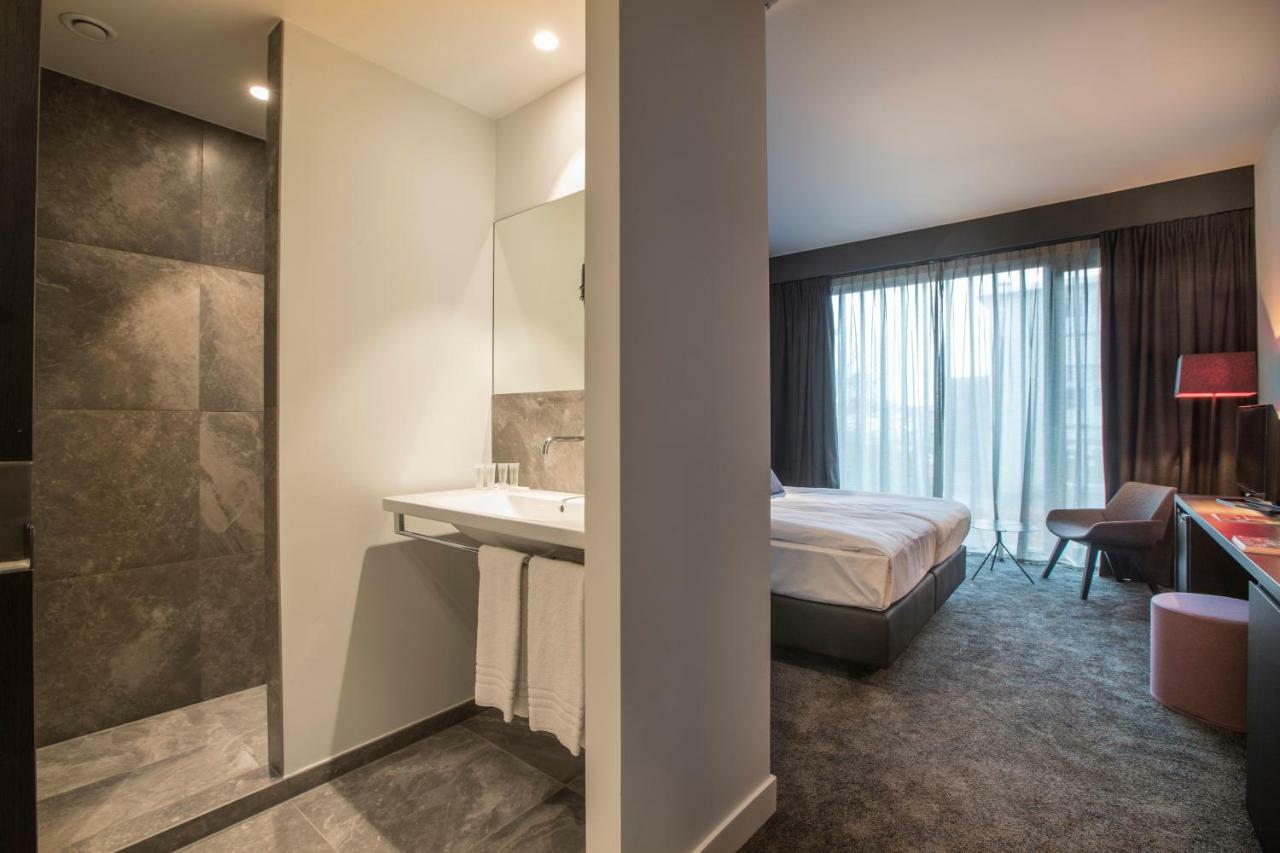 Serwir Hotel 4*